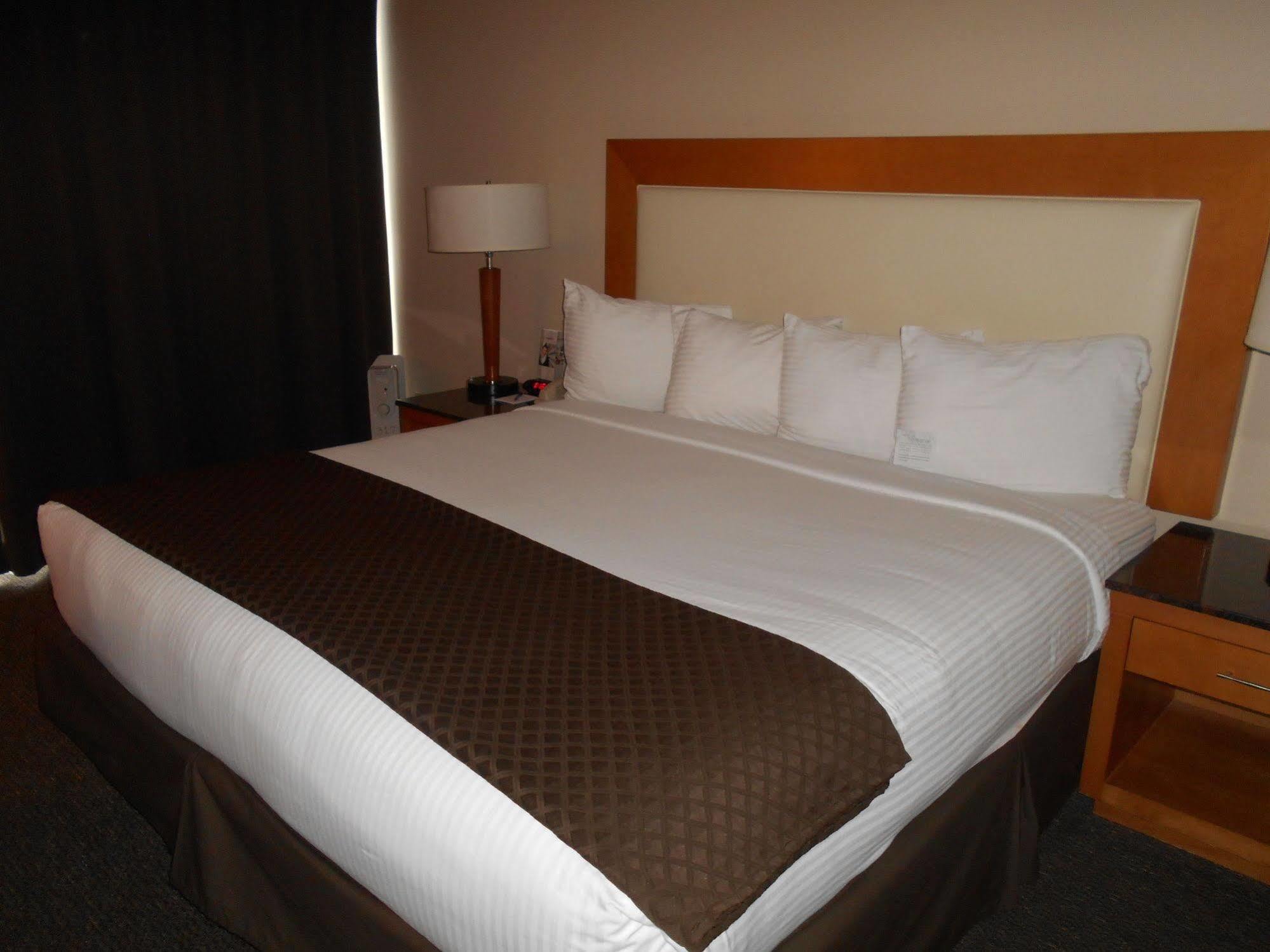 Red Lion Inn & Suites Olympia, Governor Hotel Экстерьер фото